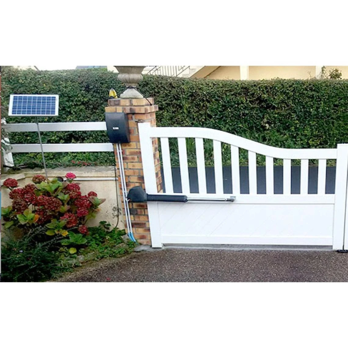 Divers Marques Kit Motorisation Portail Solaire Ducati Home Automation SW7000T SOLAR ... – Image 2